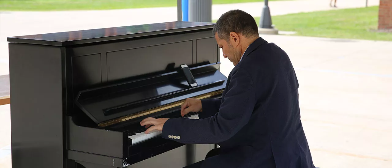 faculty, piano performance)