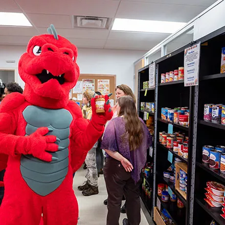 Campus Unveils Food Pantry